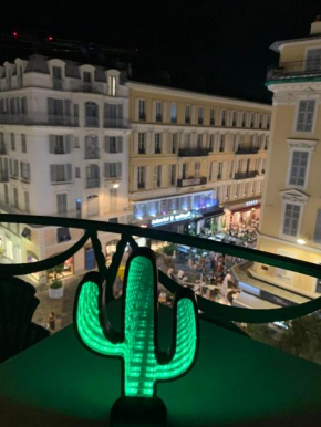 Heart of the golden square of nice with balcony
